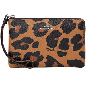 NEW — COACH Corner Zip Wristlet With Leopard Print
